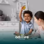  Therapist and autistic child in structured play, showing ABA therapy strategies that support kids with ADHD.